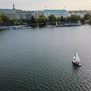 https://atlantic-kempinski.hamburg-hotels-de.com